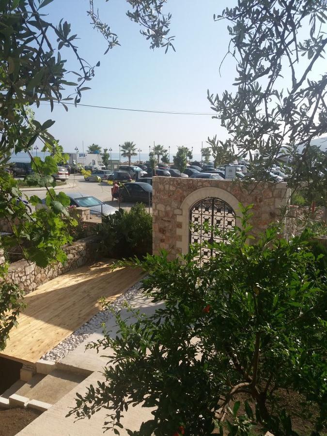 Villa Kostandin Qeparo Luaran gambar